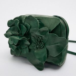 Leather crossbody bag